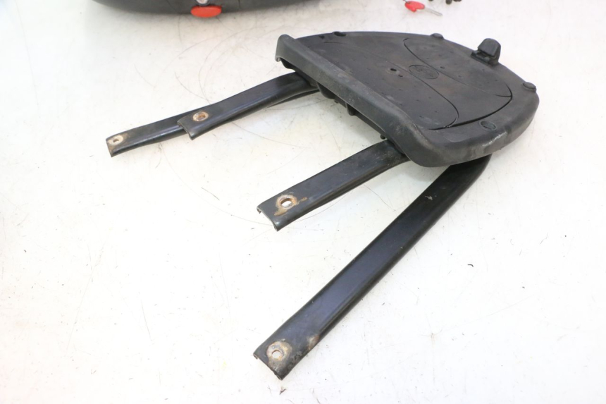 photo de KOFFER PEUGEOT ELYSTAR 50 (2002 - 2014) - Qualität der Gebrauchtware