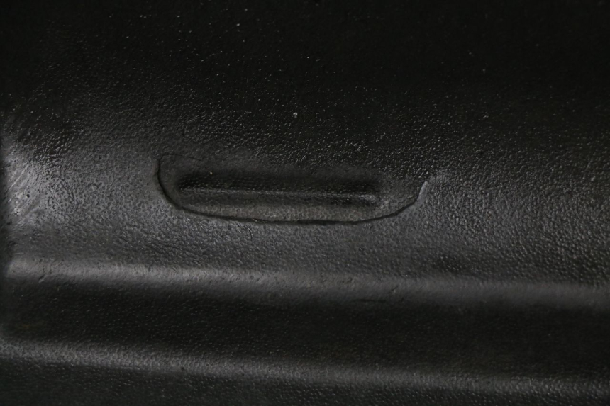 photo de KOFFER HONDA FES PANTHEON 125 (2003 - 2007) - Charakteristische Merkmale