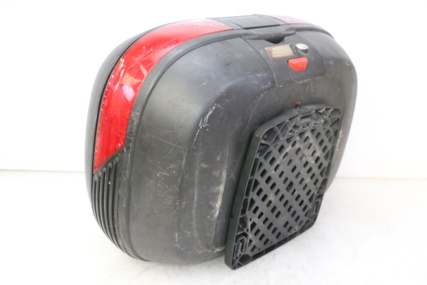 photo de KOFFER PEUGEOT KISBEE 2T 50 (2010 - 2017) - Zoom auf Komponenten