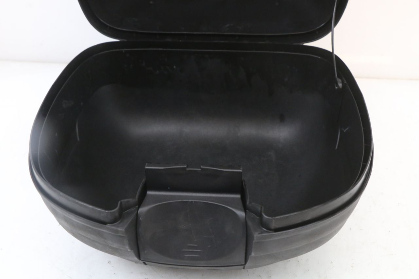 photo de KOFFER PEUGEOT KISBEE 4T 50 (2018 - 2022) - Geprüftes Gebrauchtteil