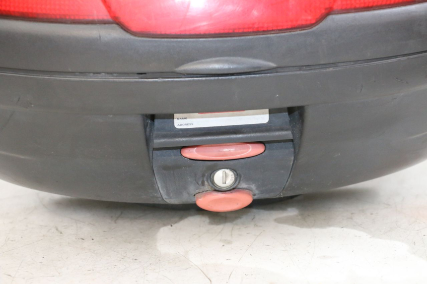 photo de KOFFER PEUGEOT KISBEE 4T 50 (2010 - 2017) - Oberflächenzustand und Material