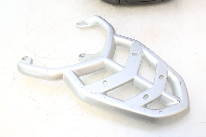 photo de KOFFER PEUGEOT KISBEE 4T 50 (2023 - 2026) - Detaillierte Sichtprüfung