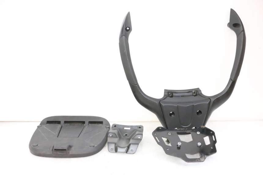 photo de KOFFER PIAGGIO MP3 HPE 350 (2018 - 2020) - Detaillierte Sichtprüfung