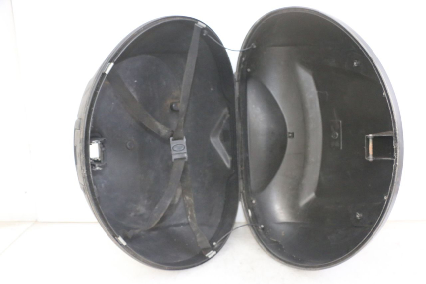 photo de KOFFER PIAGGIO MP3 LT 300 (2010 - 2016) - Zoom auf Gebrauchszustand