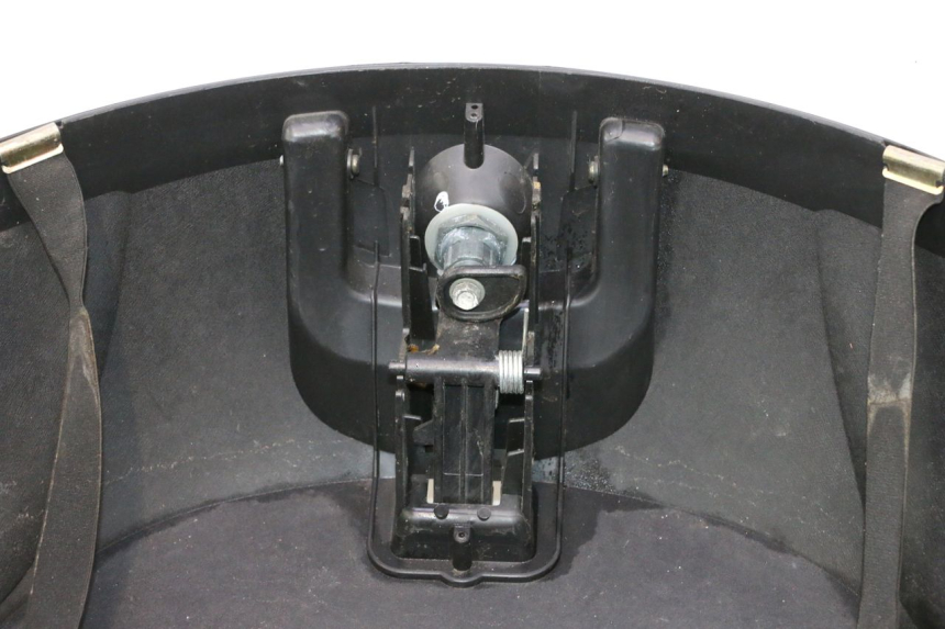 photo de KOFFER PIAGGIO MP3 LT 400 (2007 - 2012) - Kennzeichnungen und Originalreferenzen