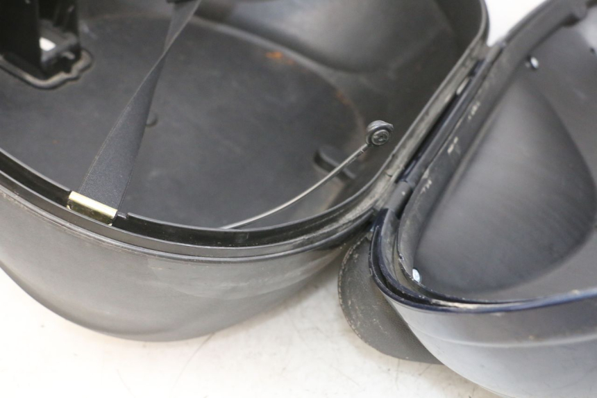 photo de KOFFER PIAGGIO MP3 RL 250 (2006 - 2010) - Technische Nahaufnahme