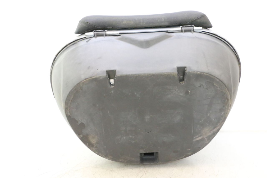 photo de KOFFER PIAGGIO MP3 125 (2006 - 2014) - Zoom auf Gebrauchszustand