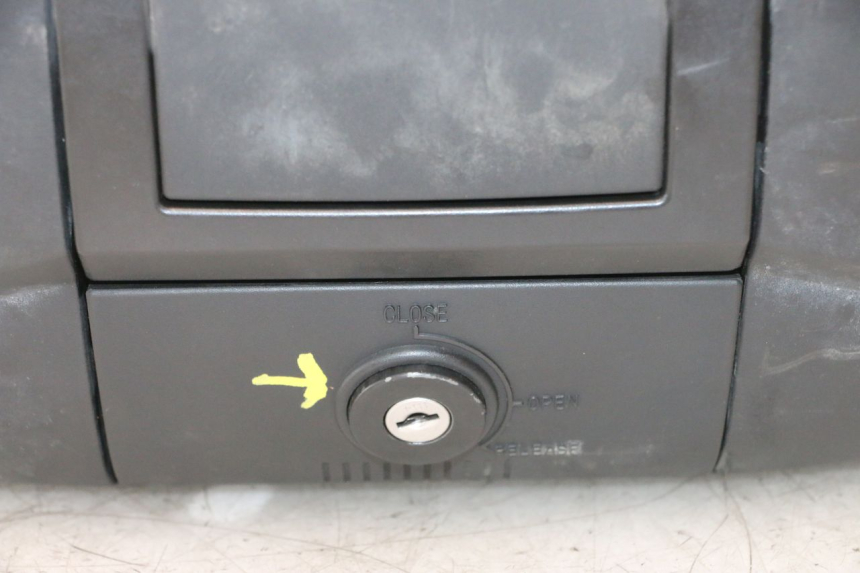 photo de KOFFER PIAGGIO MP3 500 (2016 - 2018) - Alternativer Blickwinkel