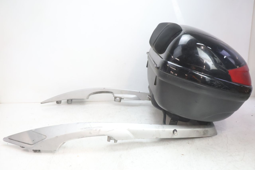photo de KOFFER PEUGEOT SATELIS 125 (2006 - 2009) - Hauptansicht