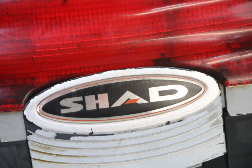 photo de KOFFER PIAGGIO SUPER LX 125 (2000 - 2003) - Zoom auf Gebrauchszustand