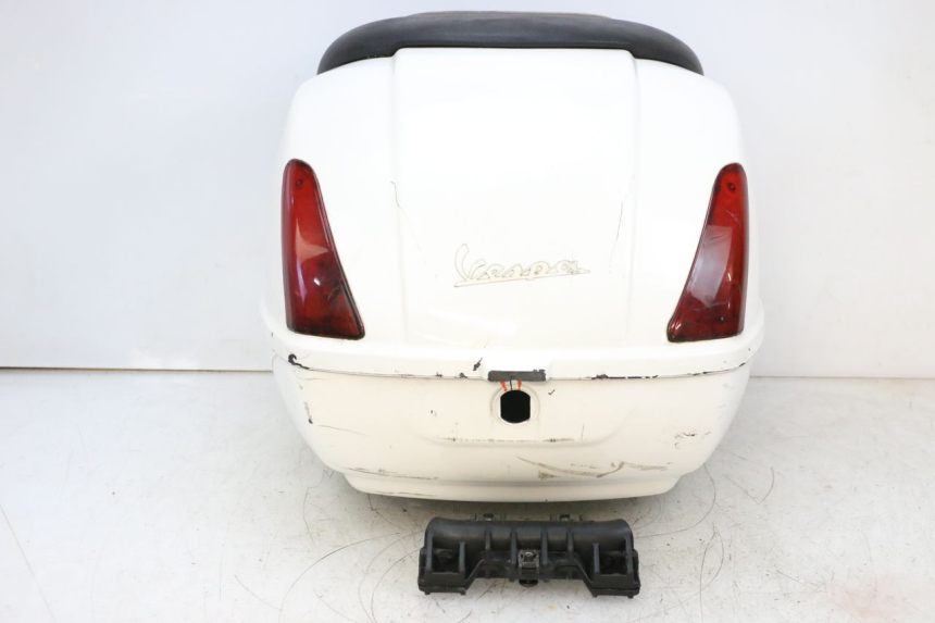 photo de KOFFER PIAGGIO VESPA GTS SUPER IE 125 (2009 - 2016) - Hauptansicht