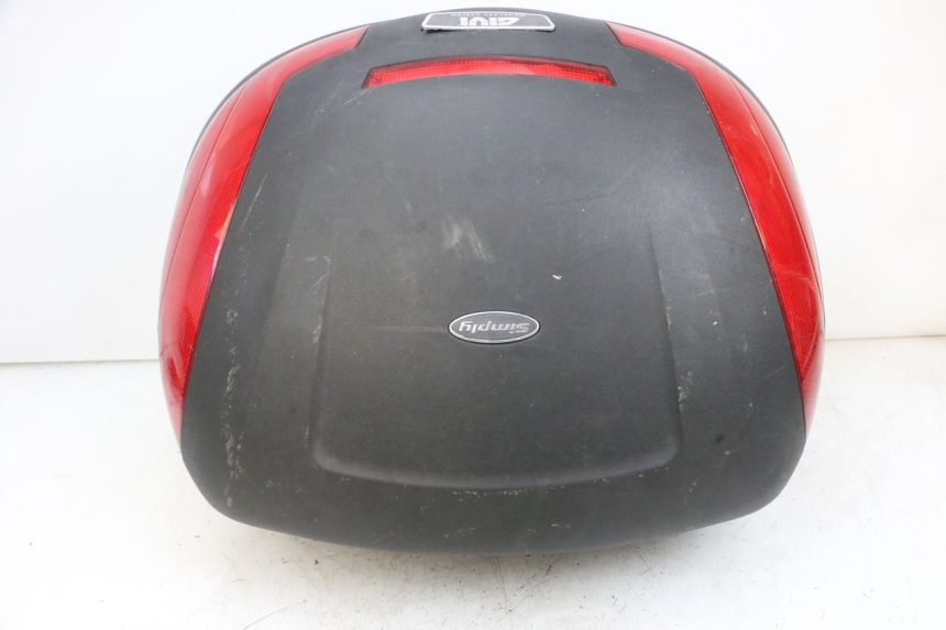 photo de KOFFER YAMAHA XMAX X-MAX 125 (2006 - 2009) - Hochauflösende Nahaufnahme
