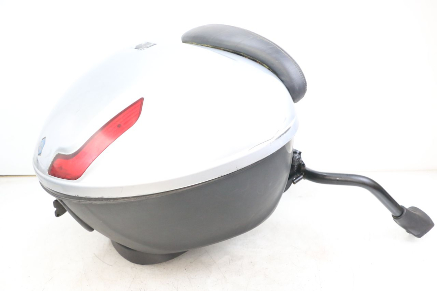 photo de Topcase PIAGGIO X8 125 (2004 - 2007) - Detailansicht des Bauteils