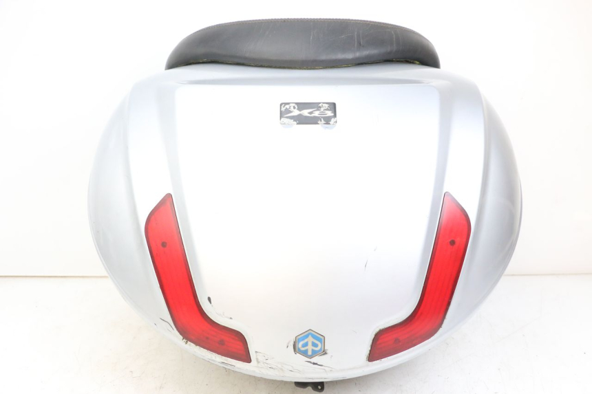 photo de Topcase PIAGGIO X8 125 (2004 - 2007) - Weitere Ansicht des Artikels