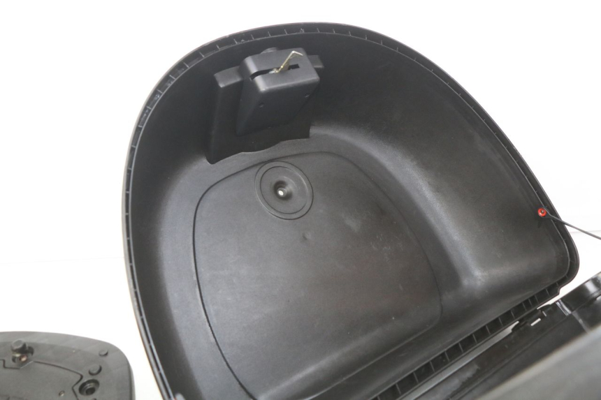 photo de TOP CASE YAMASAKI YM T 125 (2015 - 2020) - Weitere Ansicht des Artikels