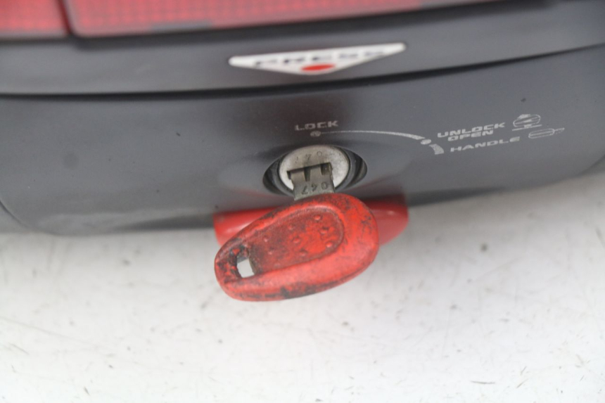 photo de KOFFER KAWASAKI ZR7 ZR-7 S 750 (1999 - 2004) - Charakteristische Merkmale