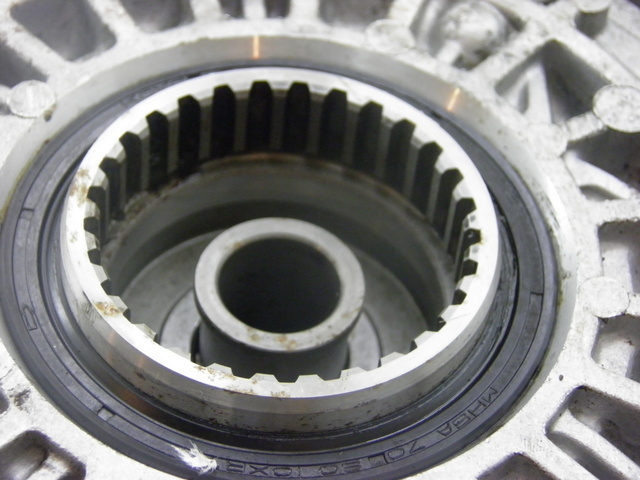 photo de GETRIEBE  YAMAHA FJR 1300 (2004 - 2005) - Detailansicht des Bauteils