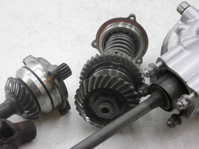 photo de GETRIEBE  YAMAHA FJR 1300 (2004 - 2005) - Hochauflösende Nahaufnahme