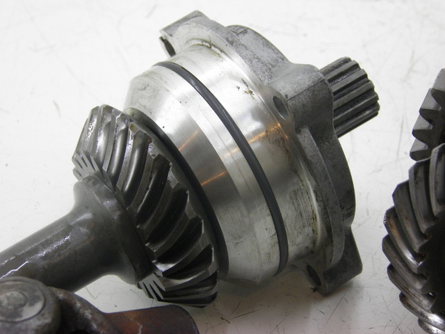 photo de GETRIEBE  YAMAHA FJR 1300 (2004 - 2005) - Detaillierte Sichtprüfung