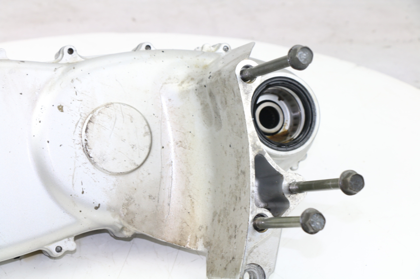 photo de GETRIEBE  YAMAHA XP T-MAX 500 (2000 - 2003) - Details der Befestigungspunkte