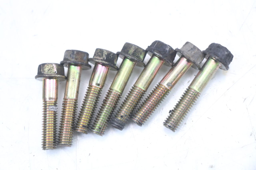 photo de RADANTRIEB KYMCO AGILITY 4T 50 (2005 - 2018) - Zoom auf Komponenten