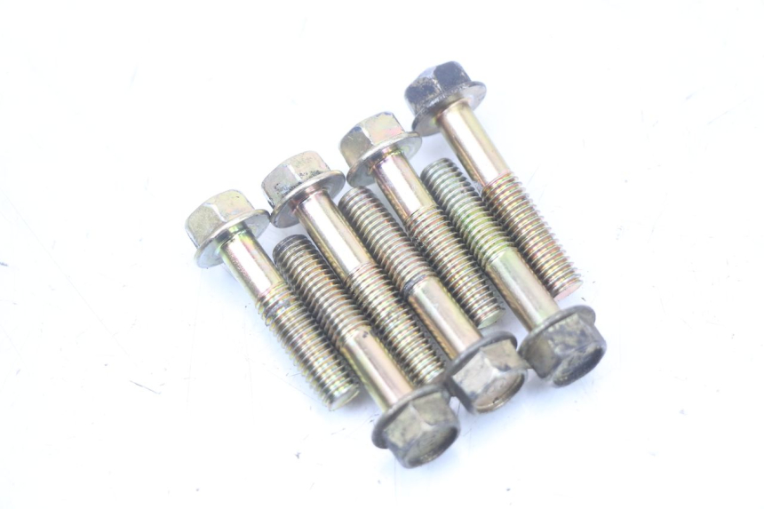 photo de RADANTRIEB KYMCO AGILITY 4T 50 (2005 - 2018) - Technische Nahaufnahme