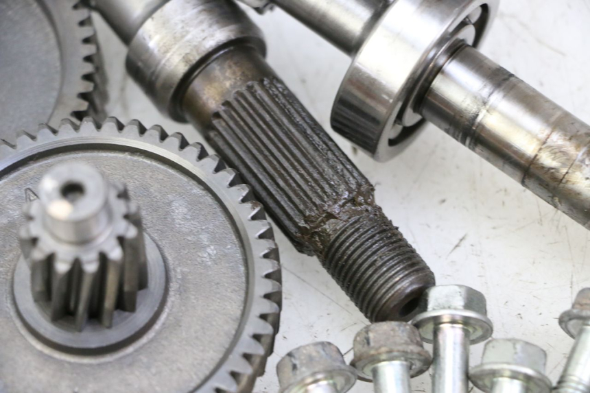 photo de RADANTRIEB KYMCO AGILITY 4T 50 (2018 - 2022) - Detaillierte Sichtprüfung