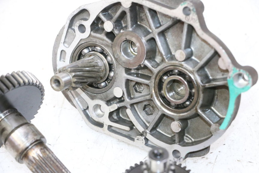 photo de GETRIEBE  PEUGEOT ELYSTAR 50 (2002 - 2014) - Fokus auf die Struktur