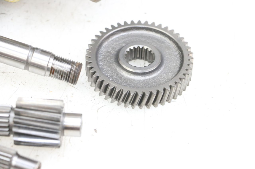 photo de GETRIEBE  HONDA FES PANTHEON 2T 125 (1998 - 2002) - Weitere Ansicht des Artikels