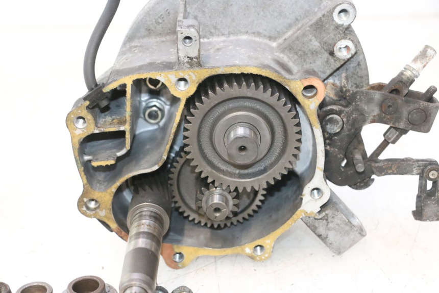 photo de GETRIEBE  HONDA FES PANTHEON 2T 125 (1998 - 2002) - Alternative Perspektive