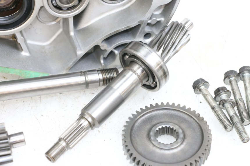 photo de RADANTRIEB HONDA FES S-WING SWING ABS 125 (2007 - 2015) - Kennzeichnungen und Originalreferenzen