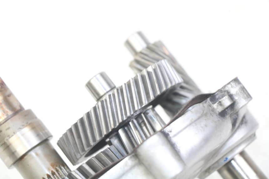 photo de RADANTRIEB YAMAHA HW XENTER 125 (2011 - 2017) - Oberflächenzustand und Material