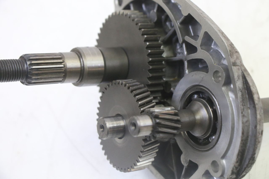 photo de RADANTRIEB PEUGEOT KISBEE 2T 50 (2010 - 2017) - Zoom auf Gebrauchszustand