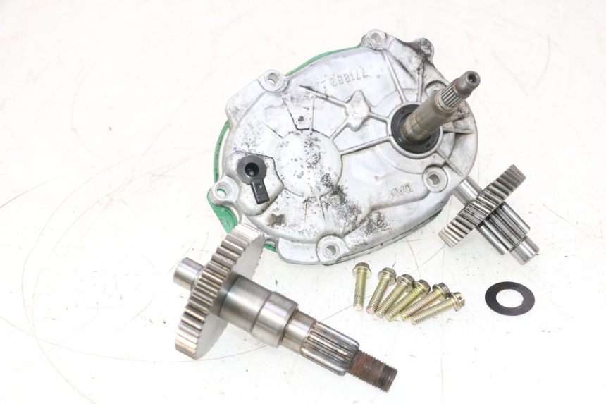 photo de RADANTRIEB PEUGEOT KISBEE 2T 50 (2010 - 2017) - Details der Befestigungspunkte