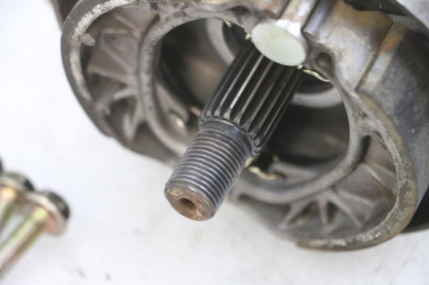 photo de RADANTRIEB PEUGEOT KISBEE 4T 50 (2010 - 2017) - Oberflächenzustand und Material