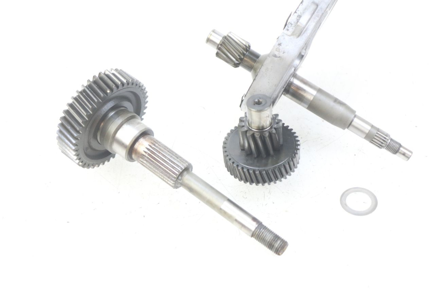 photo de RADANTRIEB PEUGEOT SATELIS COMPRESSOR K15 125 (2006 - 2009) - Details der Befestigungspunkte