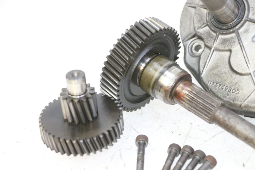 photo de RADANTRIEB PEUGEOT SATELIS 125 (2006 - 2009) - Details der Befestigungspunkte