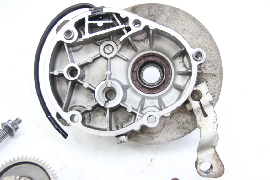 photo de RADANTRIEB APRILIA SCARABEO 4T 50 (2009 - 2017) - Zoom auf Gebrauchszustand