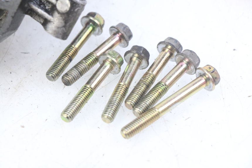 photo de RADANTRIEB KYMCO SENTO 100 (2008 - 2013) - Oberflächenzustand und Material