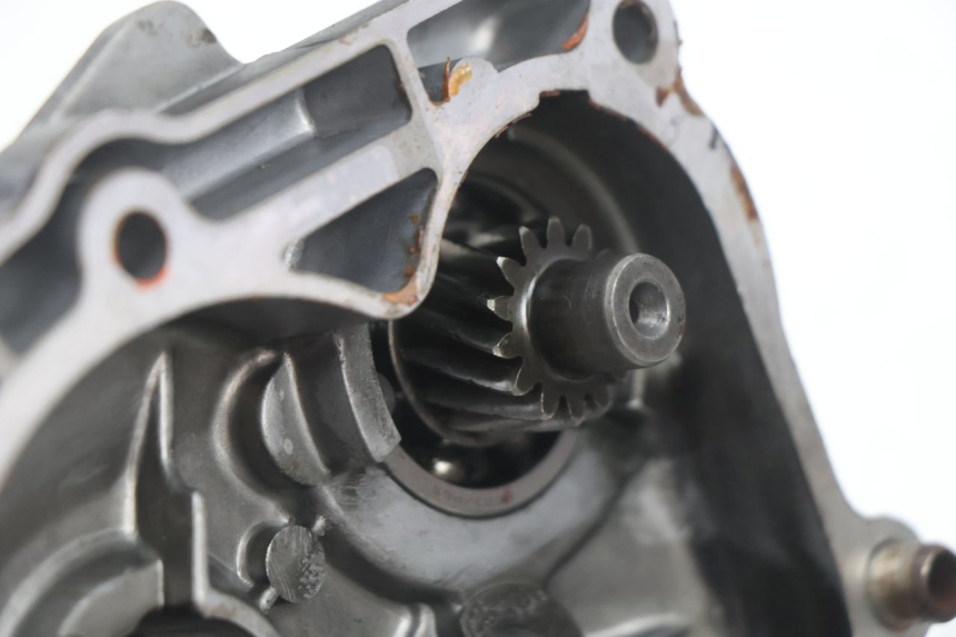 photo de GETRIEBE  PIAGGIO TYPHOON 50 (2000 - 2009) - Details der Befestigungspunkte