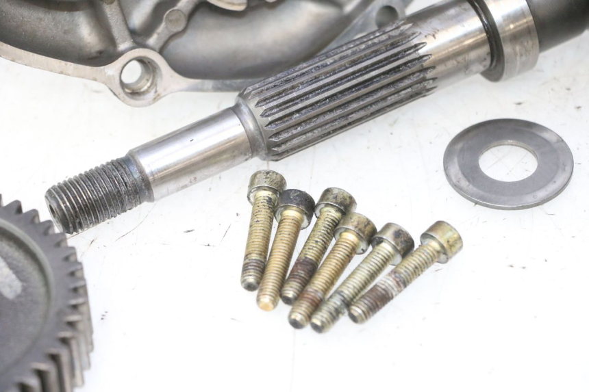 photo de RADANTRIEB YAMAHA YP MAJESTY 125 (1998 - 2001) - Detaillierte Sichtprüfung