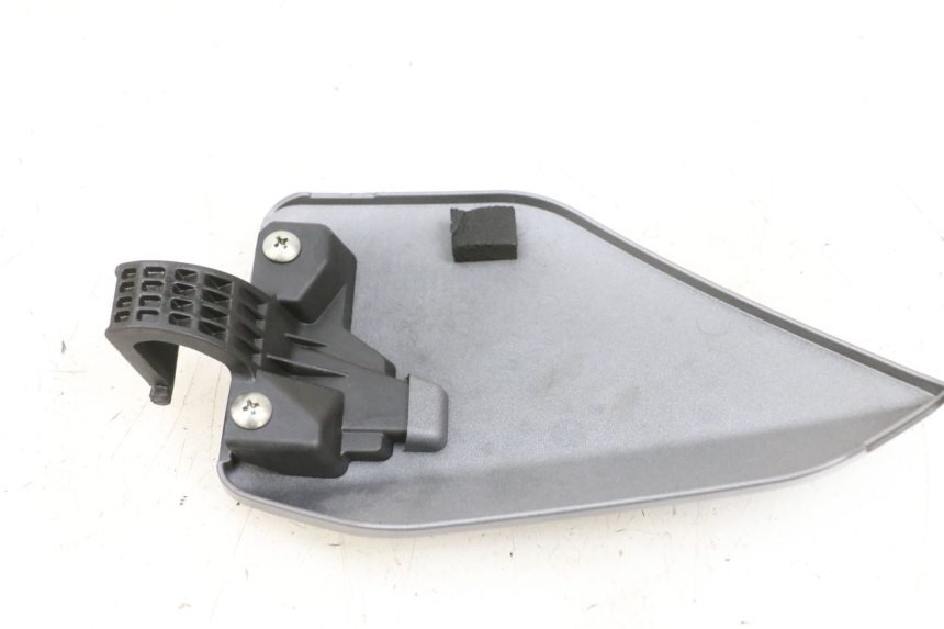 photo de KRAFTSTOFFDECKEL SUZUKI BURGMAN 650 (2013 - 2020) - Zoom auf Gebrauchszustand