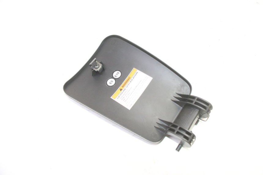 photo de TANKKLAPPE PIAGGIO MP3 HPE 310 (2024 - 2025) - Zoom auf Gebrauchszustand