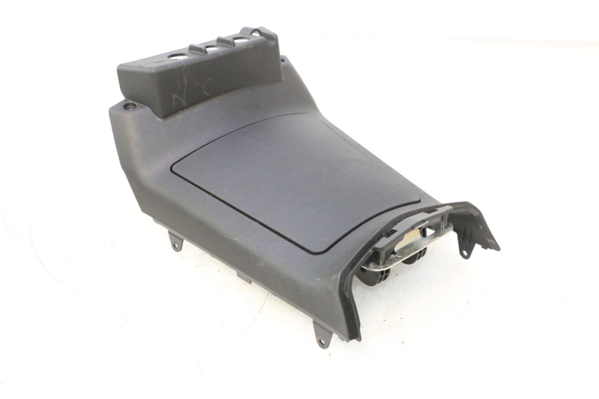 photo de TANKKLAPPE PIAGGIO MP3 HPE 530 (2022 - 2026) - Detailansicht des Bauteils