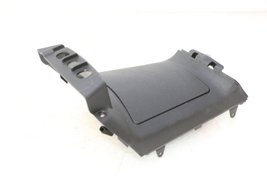 photo de TANKKLAPPE PIAGGIO MP3 HPE 530 (2022 - 2026) - Geprüftes Gebrauchtteil