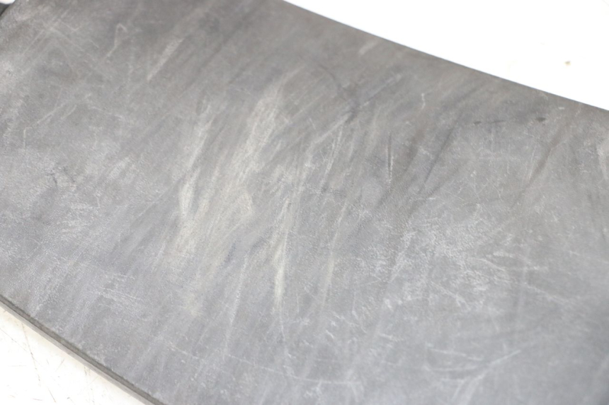 photo de TANKDECKEL PIAGGIO MP3 LT 400 (2007 - 2012) - Zoom auf Gebrauchszustand