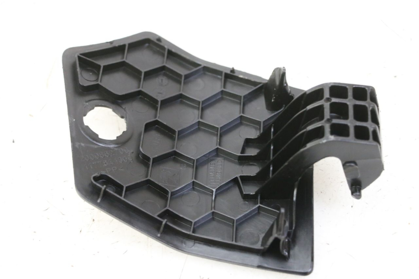 photo de TANKKLAPPE PEUGEOT CITYSTAR 125 (2011 - 2017) - Detailansicht des Bauteils