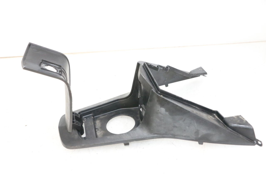 photo de TANKKLAPPE PEUGEOT SATELIS 125 (2010 - 2012) - Detailansicht des Bauteils