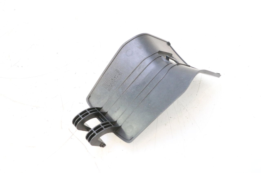 photo de TANKDECKEL PEUGEOT SATELIS 125 (2006 - 2009) - Zoom auf Gebrauchszustand