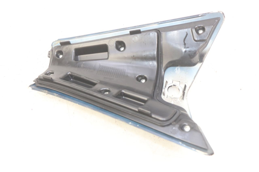 photo de KRAFTSTOFFTANKDECKEL HONDA VISION NSC R 50 (2013 - 2015) - Details der Befestigungspunkte